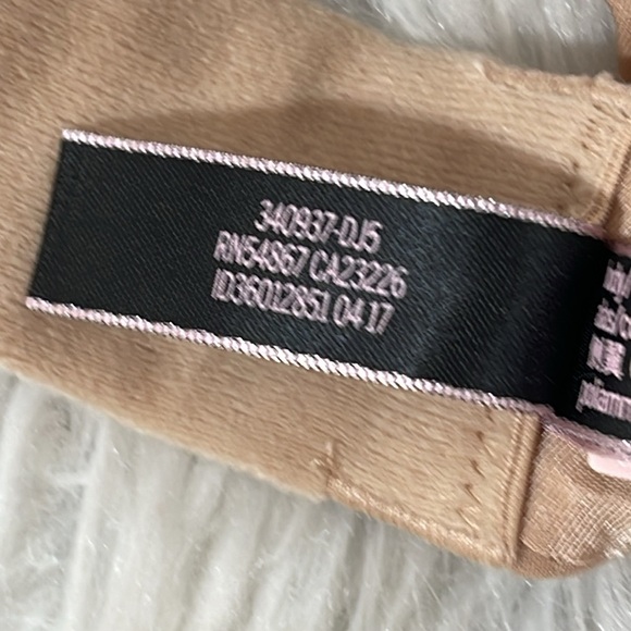 VICTORIA’S SECRET VERY SEXY CLEAVAGE PUSH UP BRA NUDE SIZE 36C NEW - Picture 8 of 9